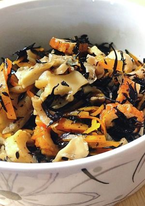 【龍愛】ひじきと舞茸の煮物-レシピのメイン写真