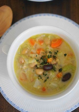 オーツミルクで作る、豆と野菜のチャウダー-レシピのメイン写真