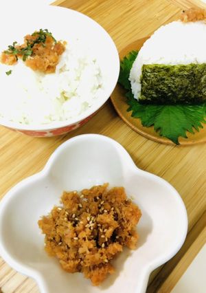 鮭缶で☆甘辛しっとりふりかけ-レシピのメイン写真