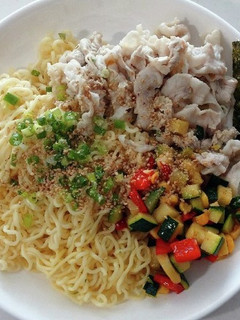 夏野菜と豚しゃぶ冷たい塩ラーメン-レシピのメイン写真