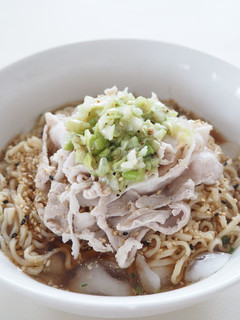 ねぎ塩豚しゃぶ冷やしラーメン-レシピのメイン写真