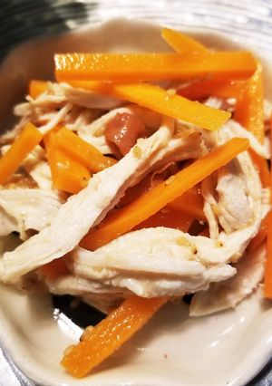 【副菜】鶏胸肉と人参の梅干し和え☆-レシピのメイン写真