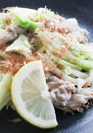 豚バラとキャベツの塩レモンうどん-レシピのメイン写真