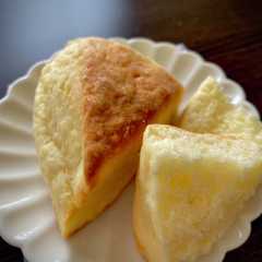 รูปของ しっとり生クリームのスコーン　バター無し
