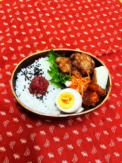唐揚げと海老チリ弁当-レシピのメイン写真