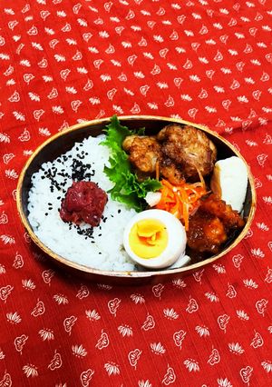 唐揚げと海老チリ弁当-レシピのメイン写真
