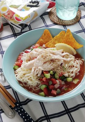 蒸し鶏と夏野菜のサルサ冷やし麺-レシピのメイン写真