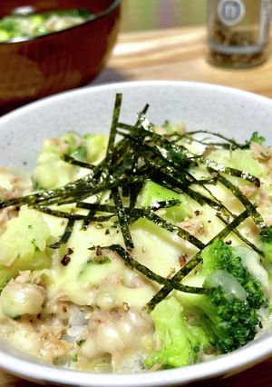 簡単10分!ブロッコリーとツナのチーズ丼-レシピのメイン写真