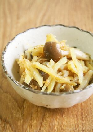 レンジで簡単！じゃが芋・しめじ胡麻和え♪-レシピのメイン写真