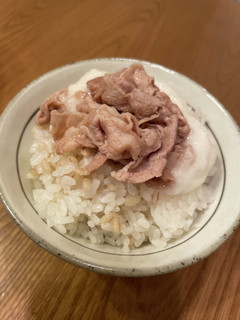焼きしゃぶトロロ丼-レシピのメイン写真