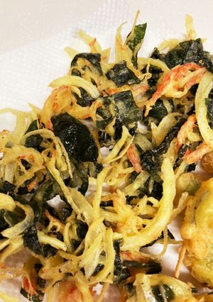 わかめとカニカマ玉ねぎのかき揚げ♬-レシピのメイン写真