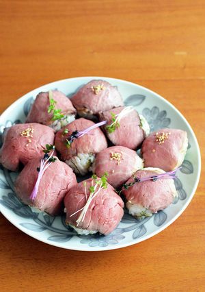 ローストビーフの手まり寿司-レシピのメイン写真