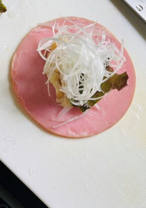 ハムとパンの野菜巻き-レシピのメイン写真