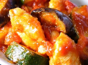 夏☆鶏むねズッキーニなすのトマト缶煮込み-レシピのメイン写真