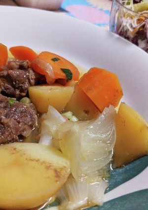 根菜ゴロゴロ!ほぼ調理しない肉じゃが-レシピのメイン写真