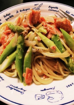 サーモンとアスパラのクリームパスタ-レシピのメイン写真