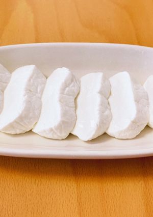 低温殺菌牛乳で！モッツァレラチーズ-レシピのメイン写真