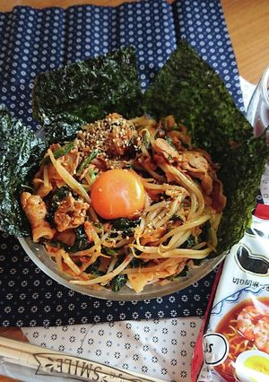 サッポロ１番で豚キムチ冷やし混ぜ麺-レシピのメイン写真
