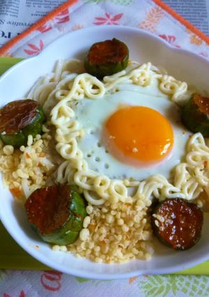 醤油うどん風冷やしうどん35目玉焼き載せ-レシピのメイン写真