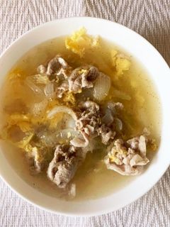豚肉と玉ねぎのチキンコンソメスープ-レシピのメイン写真