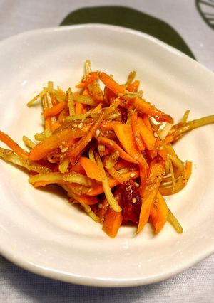 栄養たっぷり大根の皮できんぴら！-レシピのメイン写真
