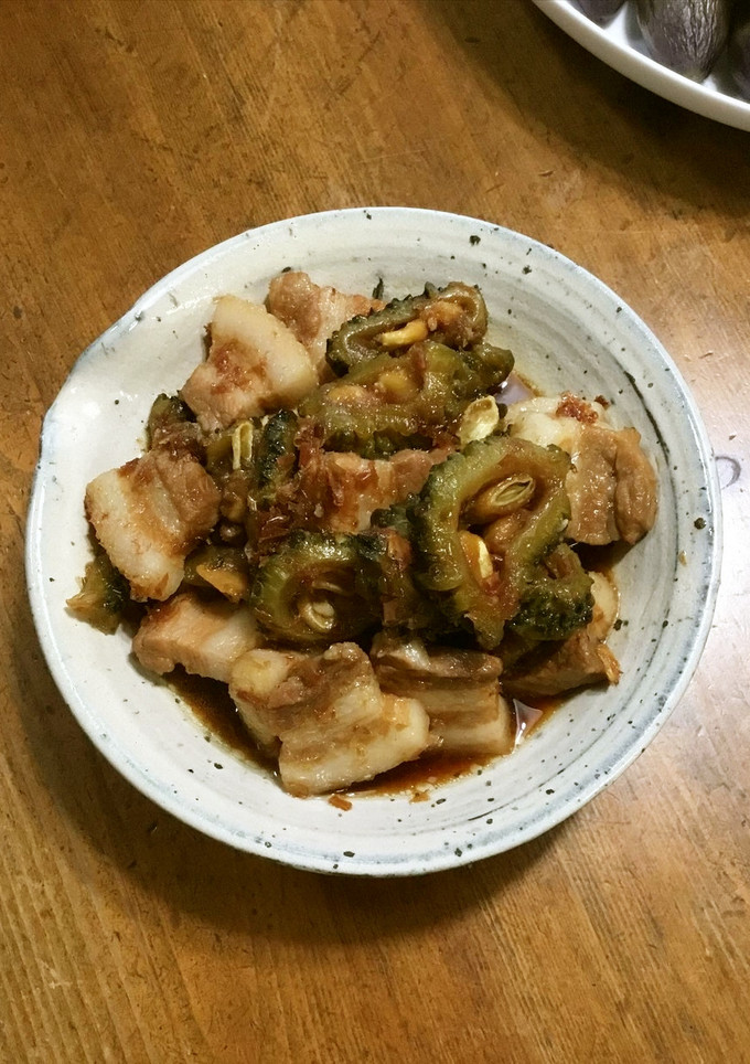 豚バラ肉とゴーヤーまるごとの煮物-レシピのメイン写真