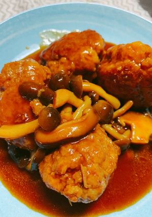 ストゥブで煮込みハンバーグきのこソース-レシピのメイン写真