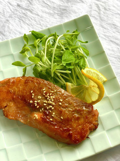【カンタン魚料理】鮭の醤油麹焼き-レシピのメイン写真
