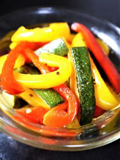 夏野菜ズッキーニとパプリカのカレーマリネ-レシピのメイン写真