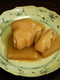 コラーゲンたっぷり!プルプル豚足と大根煮-レシピのメイン写真