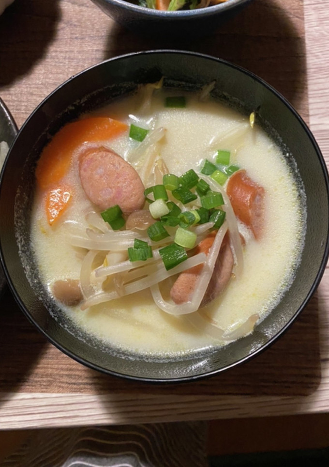 とんこつ風豚もやしスープ-レシピのメイン写真