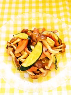 ☺ズッキーニと魚肉ソーセージのぽん酢炒め-レシピのメイン写真