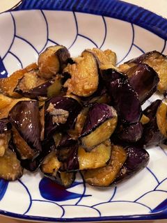シンプル☆素揚げナスとニンニクの炒めもの-レシピのメイン写真