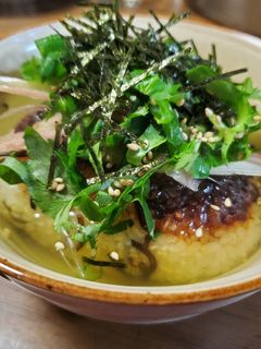 塩こんぶの焼きおにぎり茶漬け-レシピのメイン写真