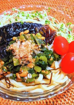 つるむらさきと納豆うどん-レシピのメイン写真