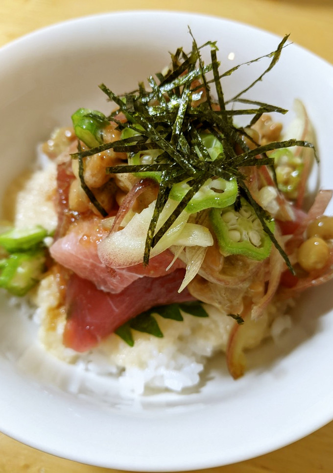 マグロ納豆の薬味たっぷりとろろ丼-レシピのメイン写真
