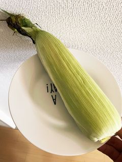 超簡単!!レンチンで蒸しとうもろこし-レシピのメイン写真