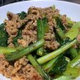 簡単!牛こま肉と小松菜の花椒辣醤炒め♬