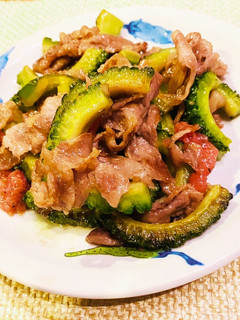 ゴーヤと牛肉の梅肉炒め-レシピのメイン写真