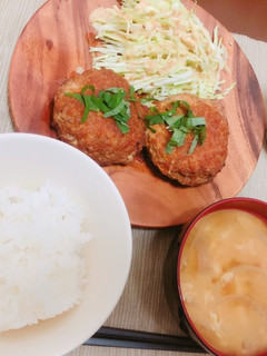 ジューシー和風ハンバーグ定食-レシピのメイン写真