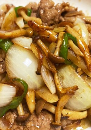簡単！牛肉としめじと野菜のカレー風炒め！-レシピのメイン写真