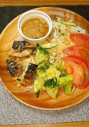 ヨウサマの減塩鯖の玉(ねぎ)ドレサラダ-レシピのメイン写真