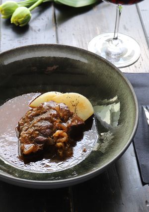 牛すね肉の赤ワイン煮【電気圧力鍋】-レシピのメイン写真