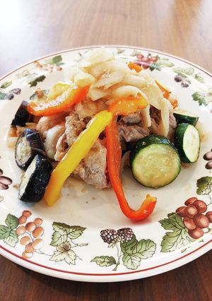 地中海式#夏野菜と豚の生姜にんにく焼き-レシピのメイン写真