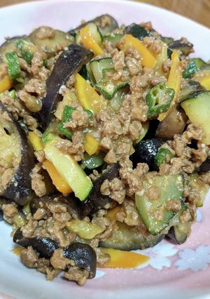 大豆ひき肉で茄子ズッキーニの汁なし麻婆風-レシピのメイン写真
