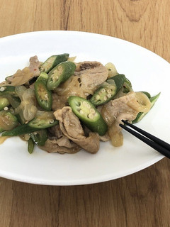 オクラと豚肉の豆板醤炒め-レシピのメイン写真