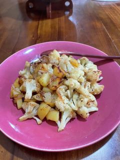 カリフラワーとじゃがいもの炒め物♪-レシピのメイン写真