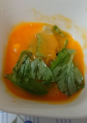 簡単バジルの温玉ソース-レシピのメイン写真