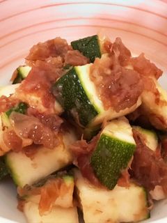 副菜♡作り置き♡ズッキーニの梅おかか和え-レシピのメイン写真