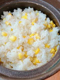 土鍋で☆とうもろこしごはん-レシピのメイン写真